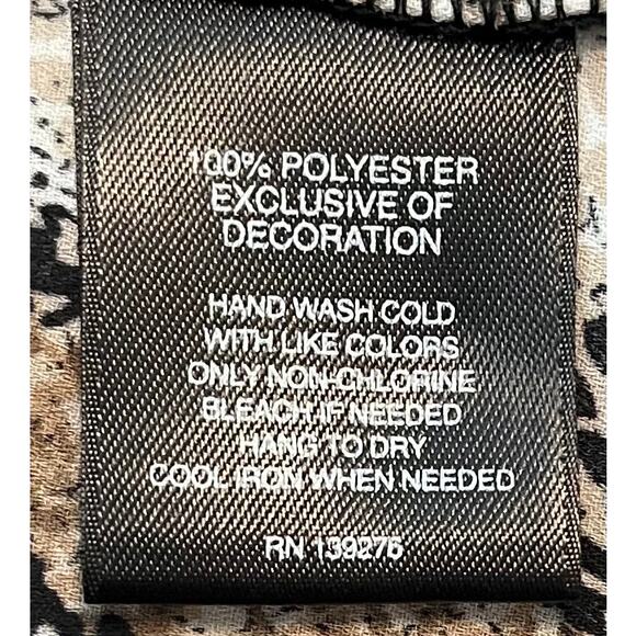 SIGNATURE STUDIO LONG SLV V-NECK TIE/KEYHOLE PULL-OVER TOP, WOMENS, 2X-TAN BROWN - Picture 9 of 10